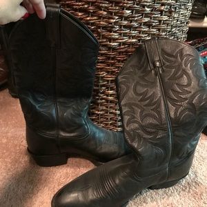 Men’s cowboy boots